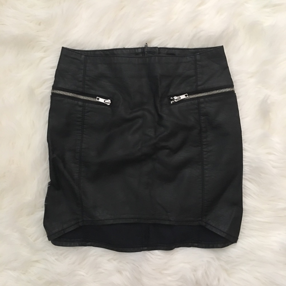 Faux leather bodycon mini skirt